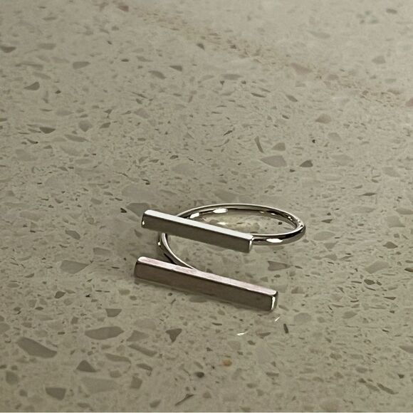 Geometric Design Cuff Ring - Picture 7 of 10